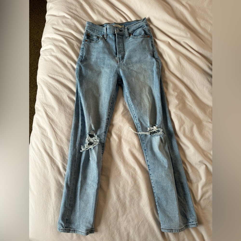 Levi’s Wedgie Straight